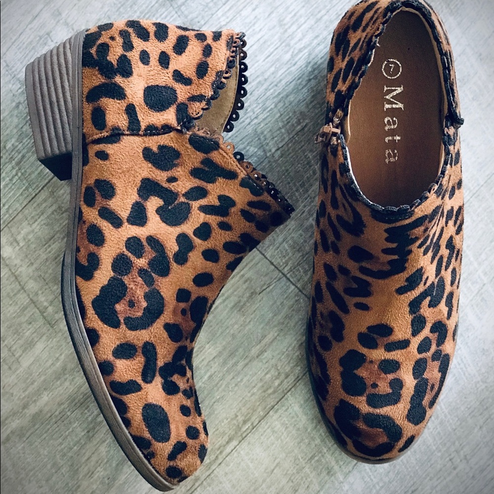 New Leopard Suede Chunky Ankle Round Zip Boots - Picture 3 of 9